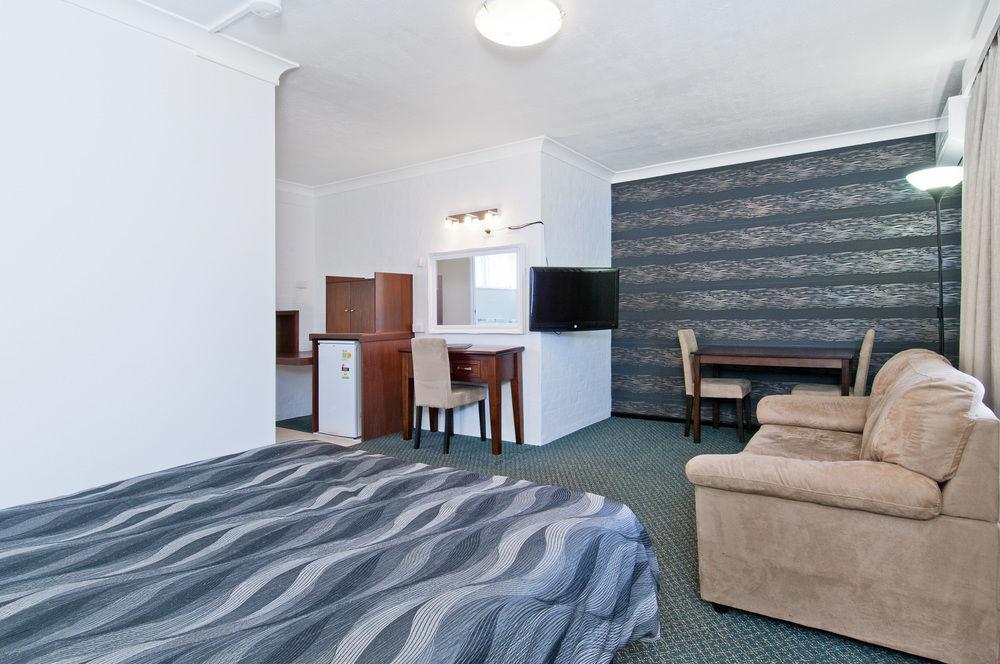 Marco Polo Motor Inn Taree Extérieur photo